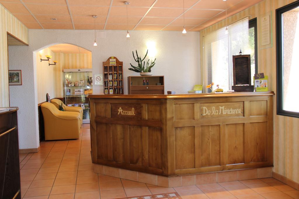 Hotel Restaurant Logis La Meridienne Anglards de Saint Flour Exteriör bild
